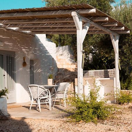 Вилла Trullo Picchiagiuda Остуни Экстерьер фото