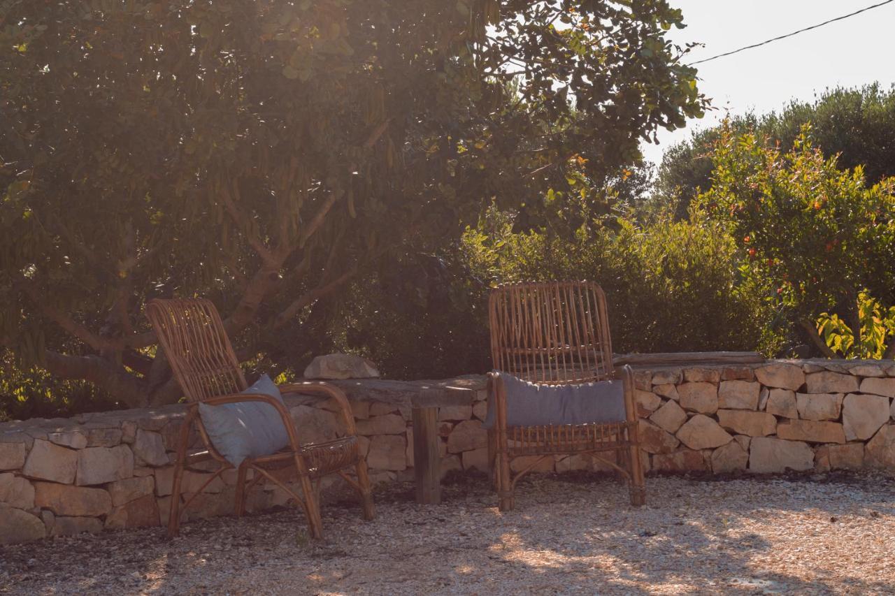 Вилла Trullo Picchiagiuda Остуни Экстерьер фото