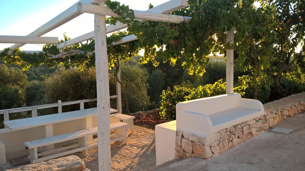 Вилла Trullo Picchiagiuda Остуни Экстерьер фото