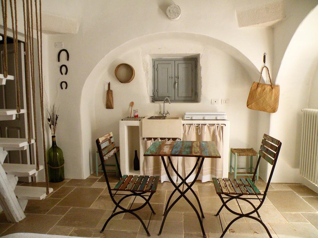 Вилла Trullo Picchiagiuda Остуни Экстерьер фото