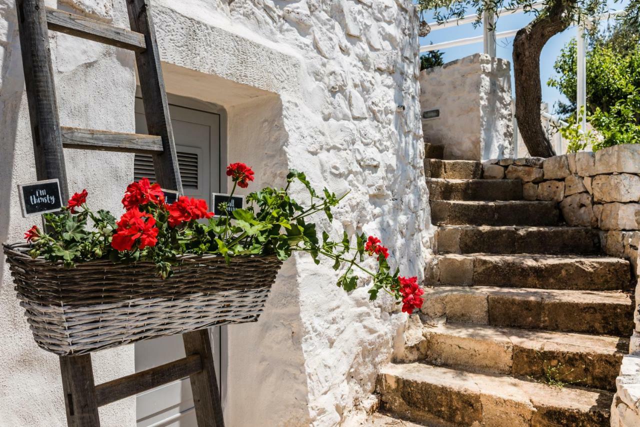 Вилла Trullo Picchiagiuda Остуни Экстерьер фото