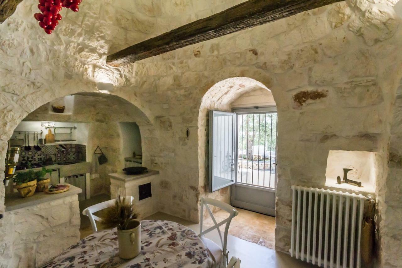 Вилла Trullo Picchiagiuda Остуни Экстерьер фото