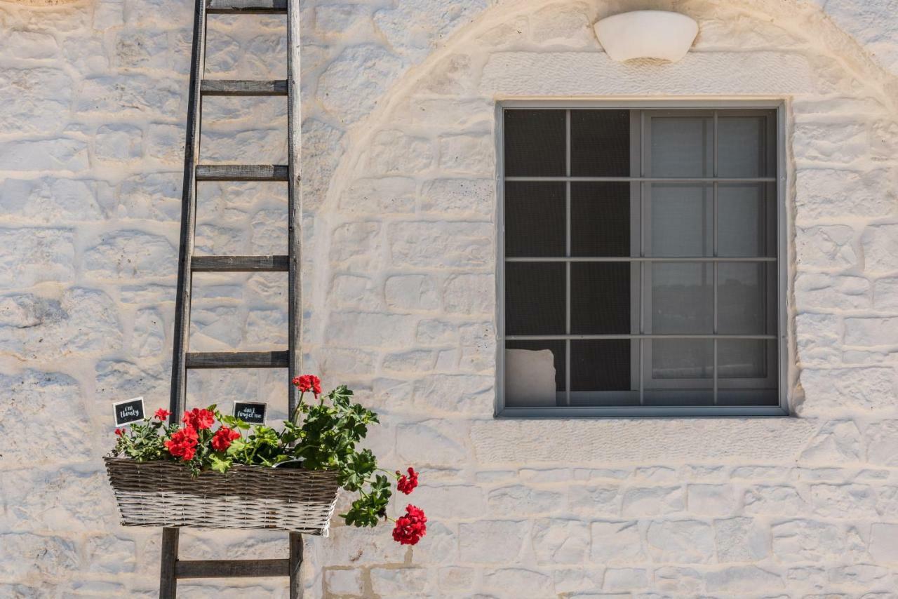 Вилла Trullo Picchiagiuda Остуни Экстерьер фото