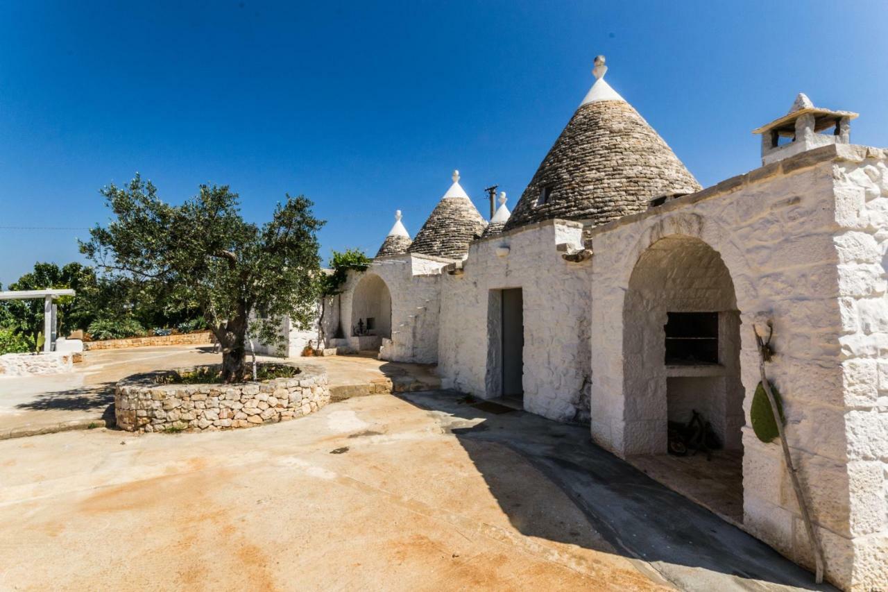 Вилла Trullo Picchiagiuda Остуни Экстерьер фото